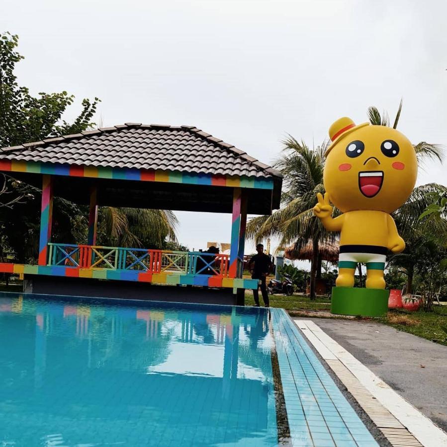 Padang Mat Sirat Alia Residence Business Resort מראה חיצוני תמונה
