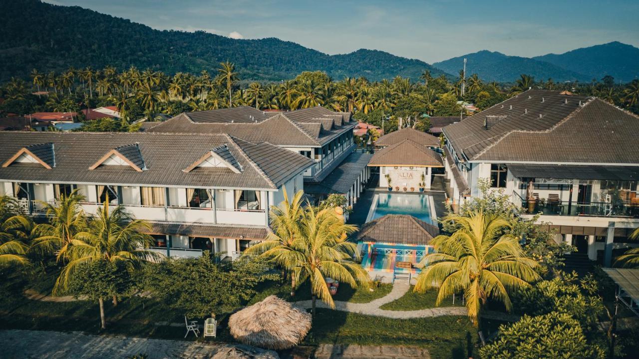 Padang Mat Sirat Alia Residence Business Resort מראה חיצוני תמונה